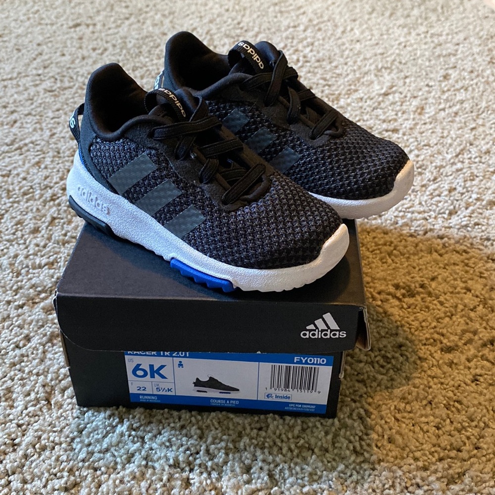 Toddler size 6 Adidas Racer TR 2.01